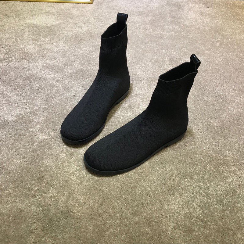 2022 autumn and winter new knitted breathable elastic socks shoes Martin boots net red thin boots flat casual short boots women