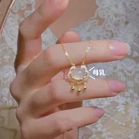 Золотой защитный амулет