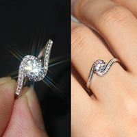 S925 sterling bạc mô phỏng nhẫn kim cương nữ bốn móng đơn giản nhẫn 50 điểm khoan tám trái tim và tám mũi tên với kim cương trên nhẫn - Nhẫn nhẫn lông voi