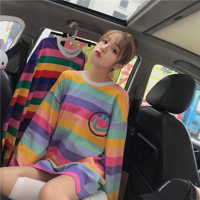 Real shot of mid long rainbow stripe autumn new smile smiling face cute Pullover