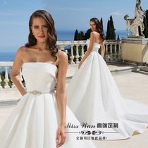 2021 new bandeau satin bride shaking sound with the same dreamy retro princess dress long tail main wedding dress customization