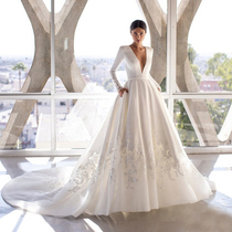 Lock lock the same wedding dress 2021 new bride high-end satin French simple main yarn trailing luxury lace retro