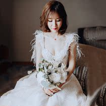2021 Hepburn style bride wedding thin one-shouldered forest super fairy travel shoot feather out yarn light wedding dress customization