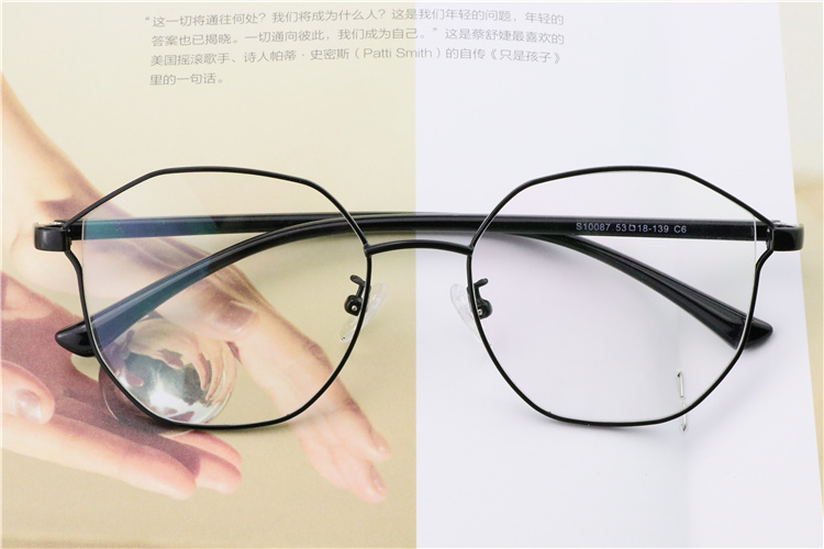 Montures de lunettes en Alliage cuivre-nickel - Ref 3139207 Image 31