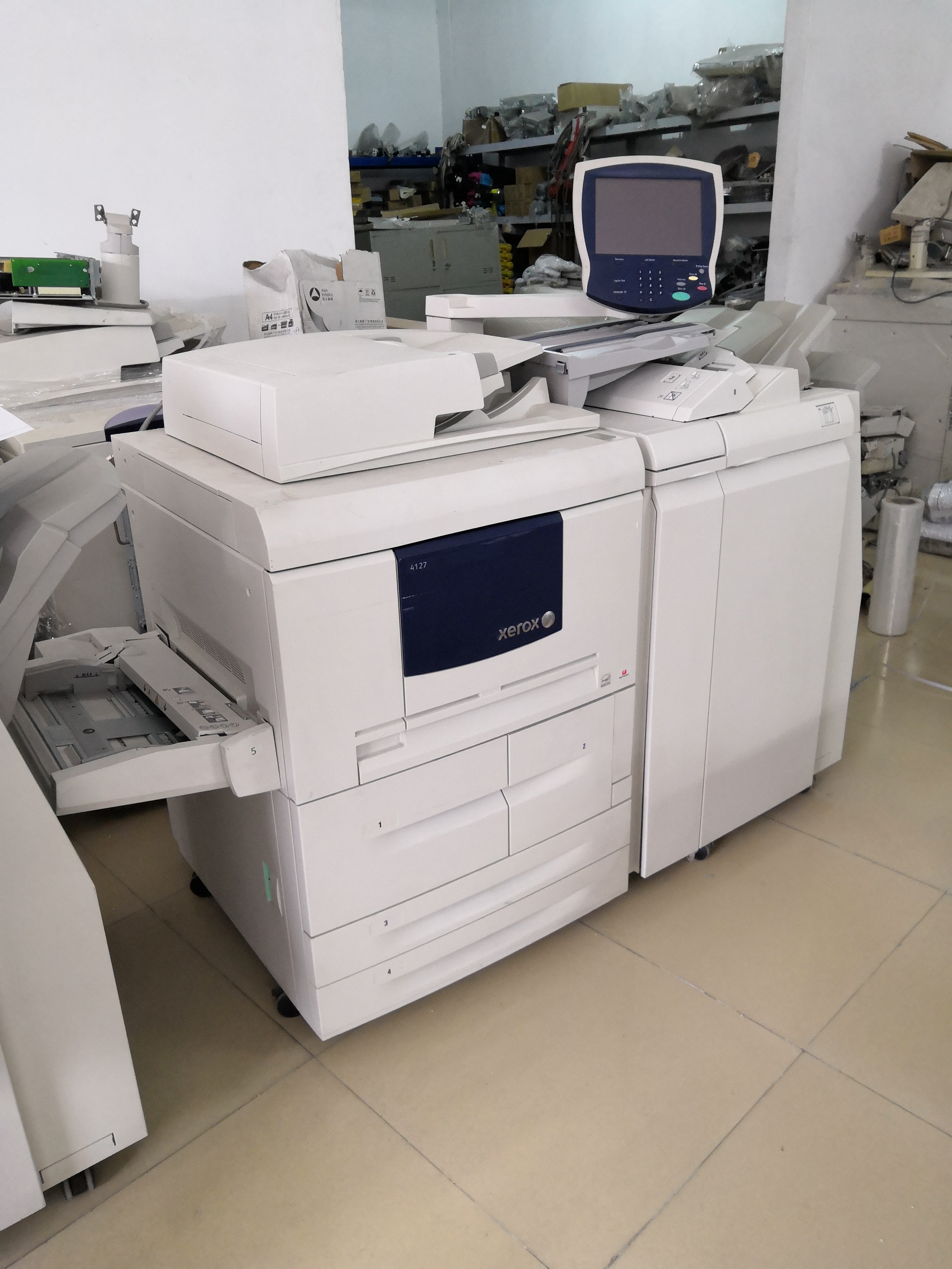 Xerox Great Wind 4127 Máy photocopy kỹ thuật số đen trắng tốc độ cao mới Xerox 4112 Máy photocopy đen trắng