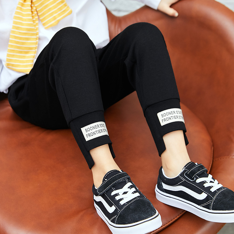 Girlpants 2020 trẻ em mùa xuân và mùa thu mô hình cộng với nhung bé mới thể thao cậu bé lớn Harun quần âu.