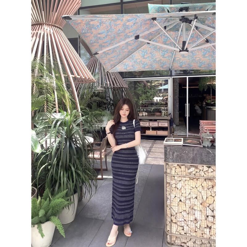 Ppwudawang Small Fragrant Style Striped Short-Sleeved Dress for Women, Summer Waist-Cinching Slimming Knitted Bodycon Long Dress
