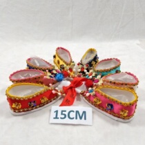 Matsu shoes Bodhisattva Queen Mother three-inch golden lotus embroidered shoes Taishan old mother grandma phoenix shoes diamond temples and Buddhist halls