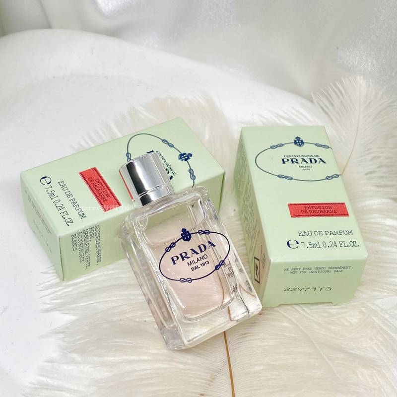 Private Collection of New Fragrance ~ Prada Prada Dreamy Iris Crimson Dress Yellow Fragrance Tone Big Yellow Perfume Q Fragrance 7.5ml Private Collection of New Fragrance ~ Prada Prada Dreamy Iris Crimson Dress Yellow Fragrance Tone Big Yellow Perfume Q Fragrance 7.5ml