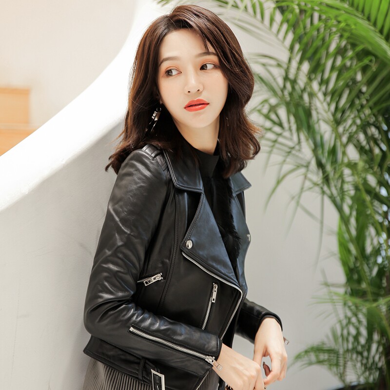 Haining Leather City 2022 Fur coat female short coat spring and autumn new European Locomotive Leather Jacket blast