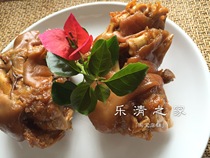 (Brine trotters) Wenzhou sauce pigs trotters pork trotters pigs hoof 350 grams semi-finished ingredients Yueqing home