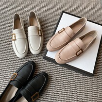 Manpower One double true comfort square head flat bottom soft leather Inn Wind Levox Shoe white stomata heel single shoe