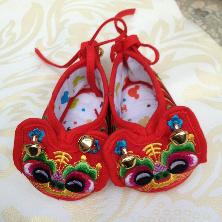 Clearance spring and autumn boys and girls baby tiger head shoes full moon catch one-year-old toddler shoes baby handmade non-slip soft bottom shoes