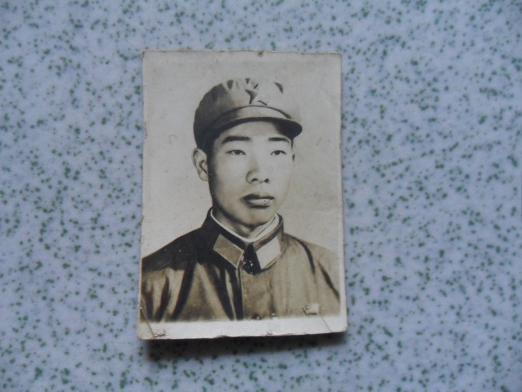 Hero Wang Jie Photo Wang Jie Old Photo Wang Jie's original old photo-Taobao