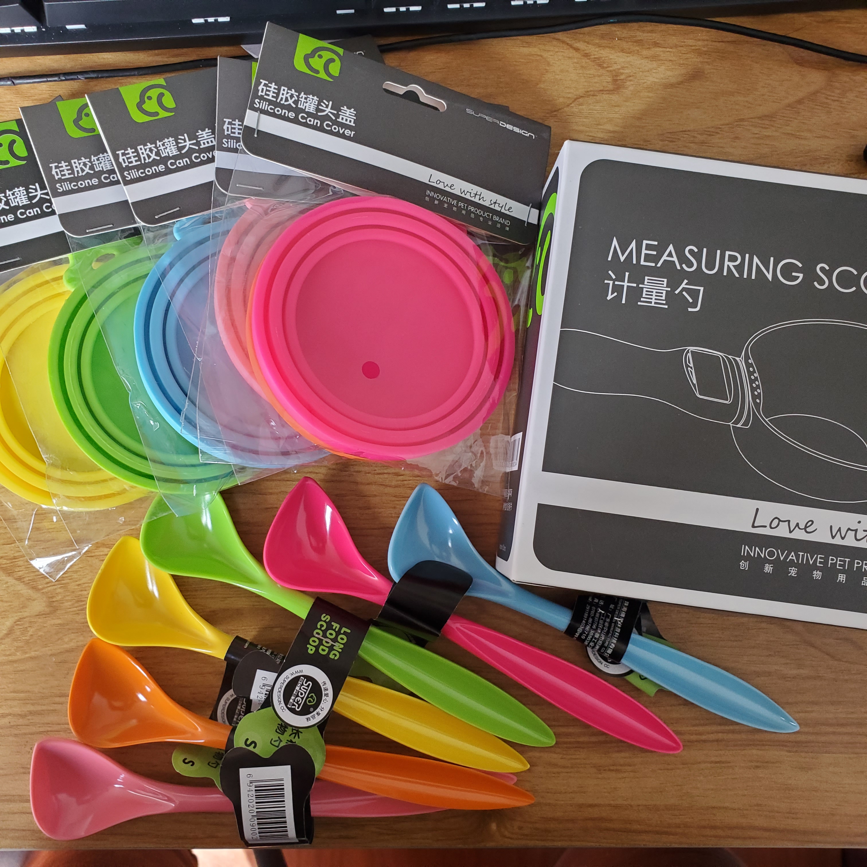 Hep Dog Cat Canned Lid Pet Food Seal Preservation Lid Dual-use Top Peak Silicone Weighing Dose Spoon