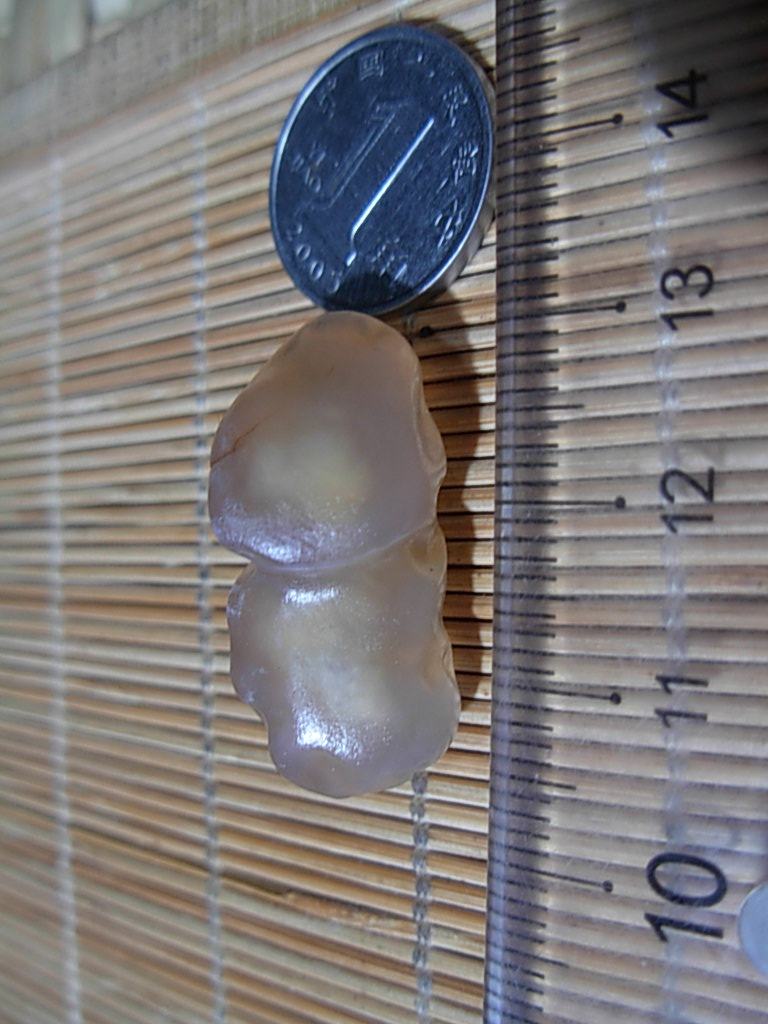 Alashan Gobi shape agate carving material Sugar heart Agate rough desert stone