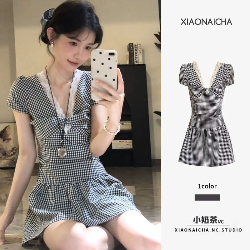 French Retro Plaid V-Neck Dress for Women, New Summer Style for Small People, Waist Slimming, Lace Splicing Short Skirt French Retro Plaid V-Neck Dress for Women, New Summer Style for Small People, Waist Slimming, Lace Splicing Short Skirt