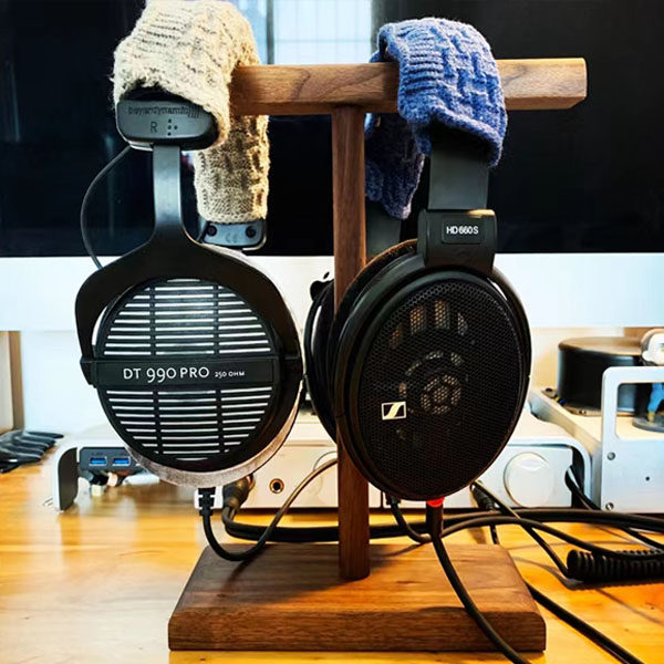 Solid wood headphone stand, creative headphone display stand, wooden headphone hanger, internet cafe universal headphone stand