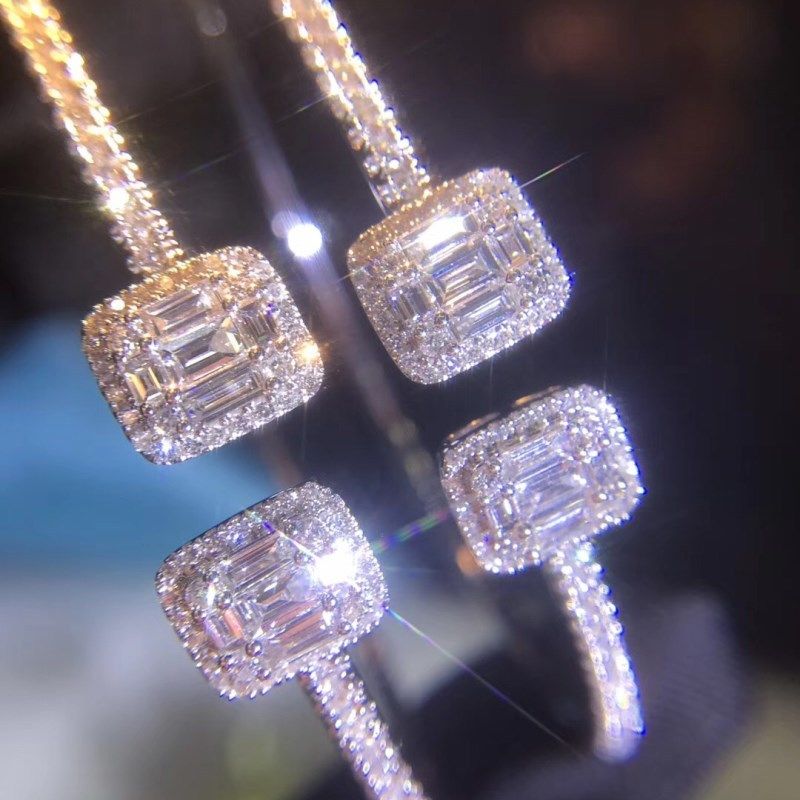 Junhuang jewelry new 18K white gold diamond bracelet full set ladder square diamond bracelet open bracelet bracelet female