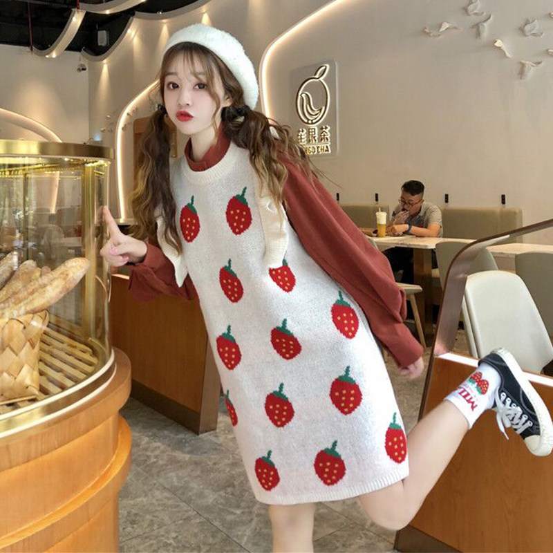 Autumn and winter design niche sweet and lazy wind sweater women's loose fungus edge strawberry knitted sweater dress winter