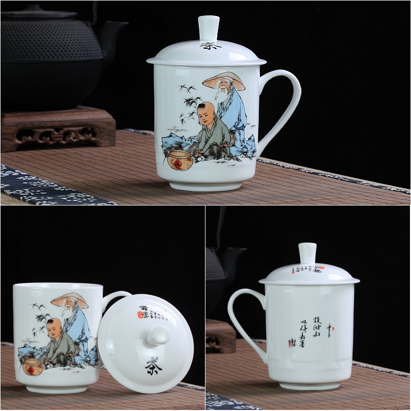 Jingdezhen ceramics cup with cover office meeting gift ipads China cup blue and white porcelain cup can be customized design and color