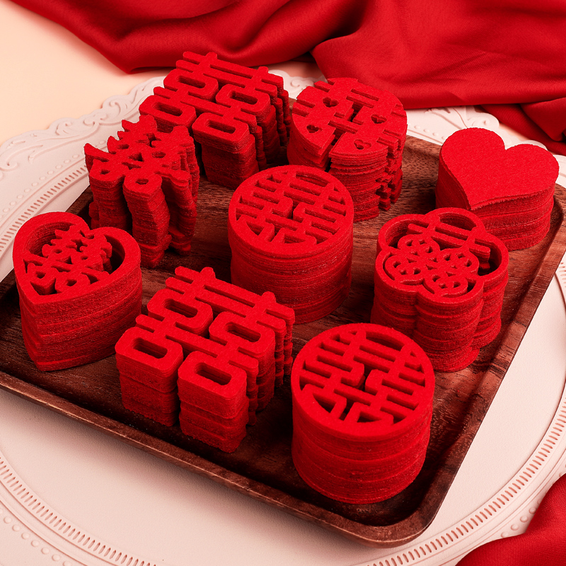 Hand throwing happy words Wedding House Arrangement Wedding Supplies Great All Mini Small Happy Words CHARACTER STAIRS HAPPY LETDOWN WITH DECORATIVE FRUIT TRAY