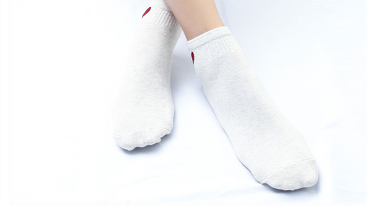 Vớ cotton nữ ngắn vớ ngắn Hàn Quốc tình yêu của phụ nữ Vớ Nhật Bản hipster Hàn Quốc hipster trái tim dễ thương trái tim đỏ tất ngắn
