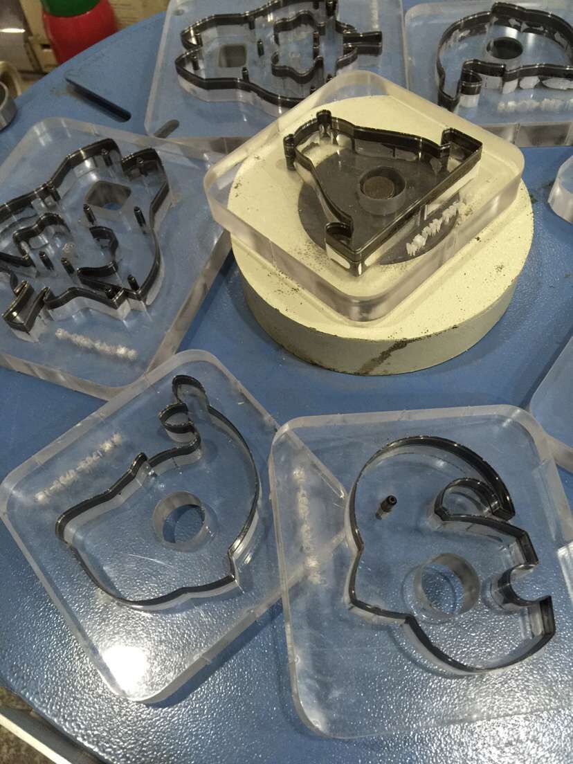 Yongshun laser template knife plate custom-made acrylic transparent plexiglass knife mold can be posted design