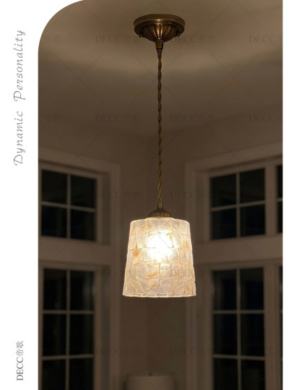 French Retro Creative Shell Chandelier Bedroom Bedside Chandelier Bar Entrance Hallway Light Light Luxury High-End Lighting Fixtures