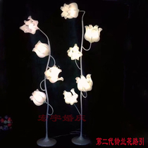 Wedding decoration new wedding creative table layout flower bud road lead wedding props second generation Lily Orchid Road introduction