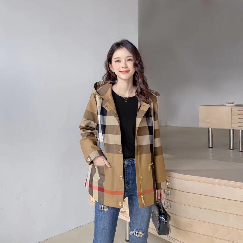 2026 Autumn/Winter European and American Retro High-Quality Casual Jacket Plaid Fashion Women's Trench Coat Windbreaker 2026 Autumn/Winter European and American Retro High-Quality Casual Jacket Plaid Fashion Women's Trench Coat Windbreaker