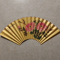 Xiangbaozhai personality custom style play folding fan 9 9 5 inch 18 square gold hand-painted Chinese painting peony map national color Tianxiang