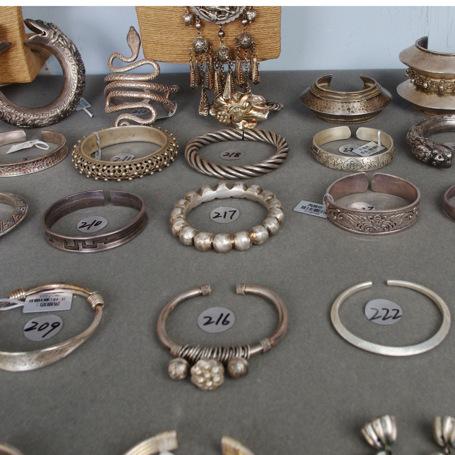 Original design manually built 99 - 999 football bracelet live link is invalid