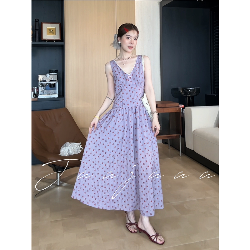 Jaajaaa Flowers Fall in Summer Sea Romantic Vacation Small Floral V-Neck Elegant and Age-Reducing Versatile Sleeveless Dress Jaajaaa Flowers Fall in Summer Sea Romantic Vacation Small Floral V-Neck Elegant and Age-Reducing Versatile Sleeveless Dress