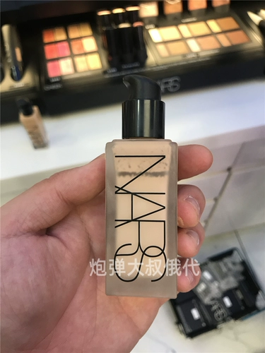 Nars, легкий и тонкий тональный крем, долговременный эффект