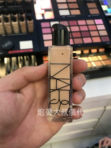 Nars, легкий и тонкий тональный крем, долговременный эффект