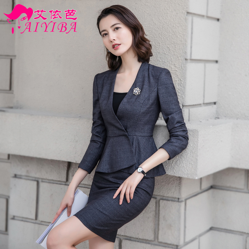 Tailleur femme - Ref 3245161 Image 4