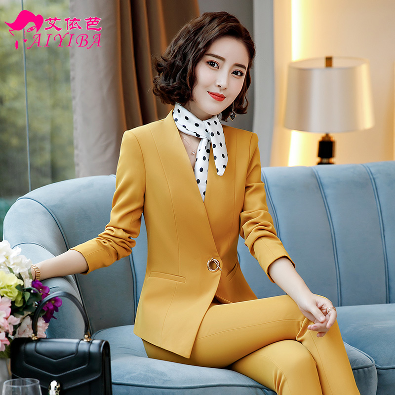 Tailleur femme - Ref 3241894 Image 1
