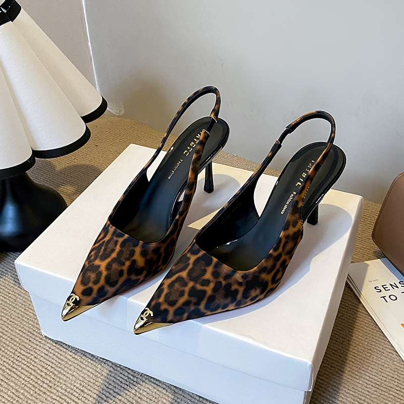 Korean Style 2026 Summer New 8cm High Heels Women's Stiletto Versatile Metal Pointed Toe Strap Sandals with Closed Toe