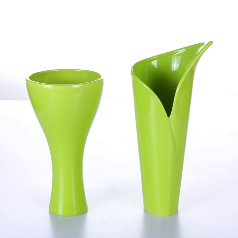 Ceramic green creative vase table top decorative pendulum decorated with water floral modern minima 33 cm High flower arrangements