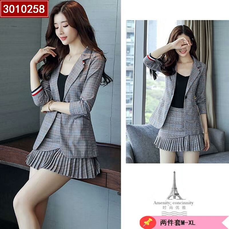 Mùa thu đông 2018 phù hợp với áo khoác nữ khí chất Slim nhỏ phù hợp với thời trang nữ hai mảnh phù hợp với váy ngắn phù hợp với mẫu áo vest lửng nữ