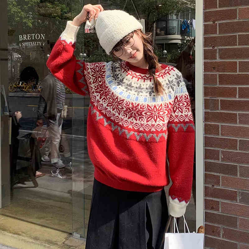 Retro Red New Year Sweater for Women in Autumn and Winter, Loose and Lazy Style, Round Neck Fair Isle Christmas Knitwear, Soft and Waxy Top Retro Red New Year Sweater for Women in Autumn and Winter, Loose and Lazy Style, Round Neck Fair Isle Christmas Knitwear, Soft and Waxy Top