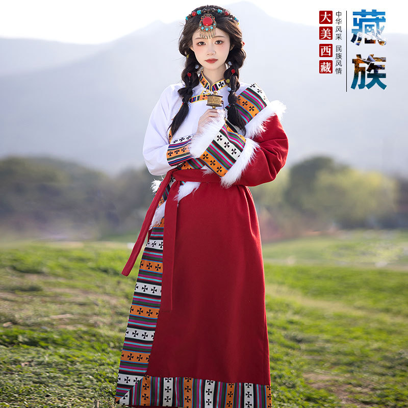 Tibetan Clothing for Women, Tibetan Photo Shoot, Travel Photography, Best Friend Photoshoot, Tibetan Dance Clothes, Gannan Tourism, Tibetan Robe, Performance Costume