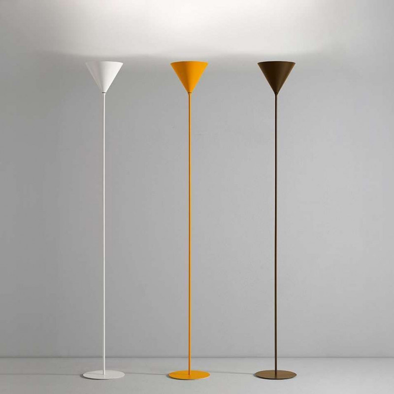 Danish design simple and modern horn 4-color floor lamp Nordic personality bedroom led living room floor lamp