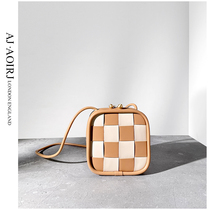 (AJ AOIRJ) niche design cowhide checkerboard lunch box bag premium sense stitching womens bag single shoulder diagonal cross bag
