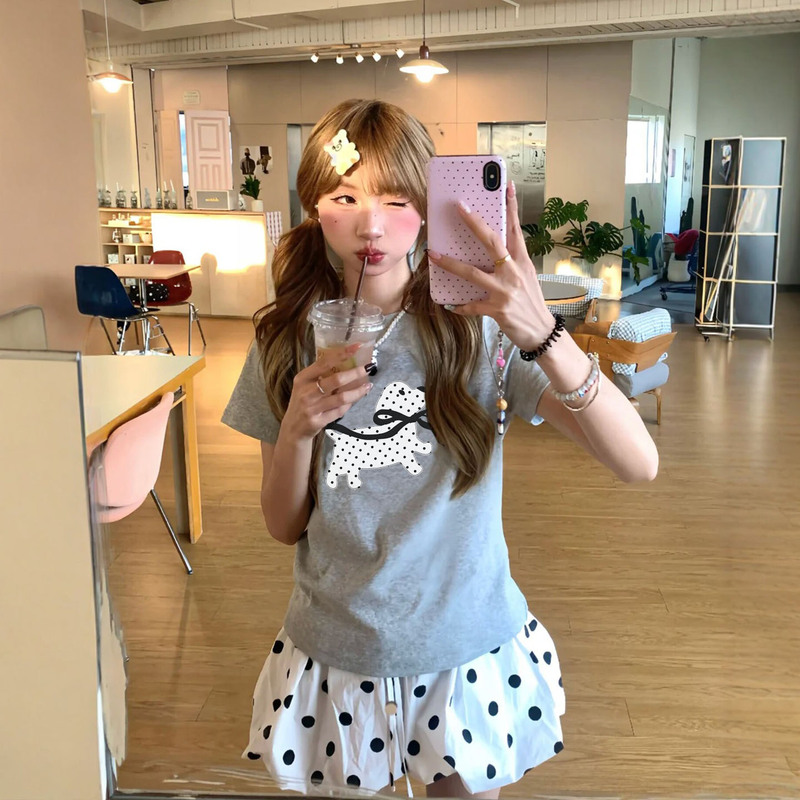 Wassup Sun American-Style Polka Dot Puppy Bow Short-Sleeved T-Shirt for Women with Round Neck and Unique Design