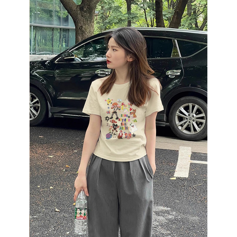Apricot-Colored Short-Sleeved T-Shirt for Women, 2026 Summer New Style, Cartoon Pattern Print, Sweet and Cool, Slim-Fit Short Top