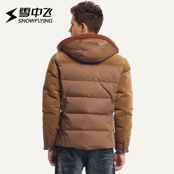 反季好价 雪中飞 90%白鸭绒 牛角扣 600蓬 男式连帽羽绒服 天猫优惠券折后￥139包邮（￥259-120）3色可选