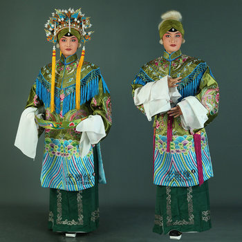Pang Li Yuan's Costume for the Yuhu Opera, Shetajun's Lao Dan Role, the Fifth Emperor's Robe, the Empress' Robe, the Peking Opera, the Yue Opera, the Female Lao Dan Role, the Lao Dan Role