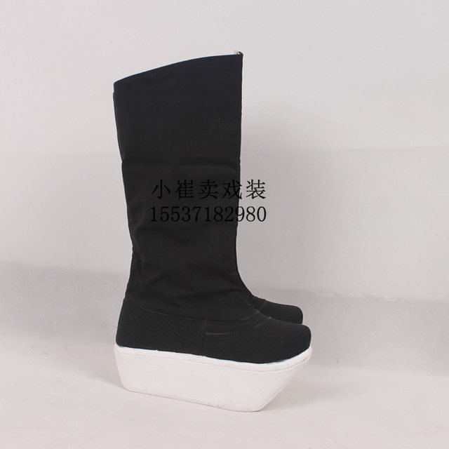 Opera high boots with paper soles Sanyi Zhai